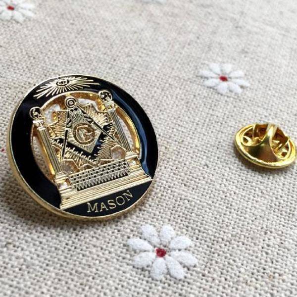 Master Mason Blue Lodge Lapel Pin - Lodge Double Pillars - Bricks Masons