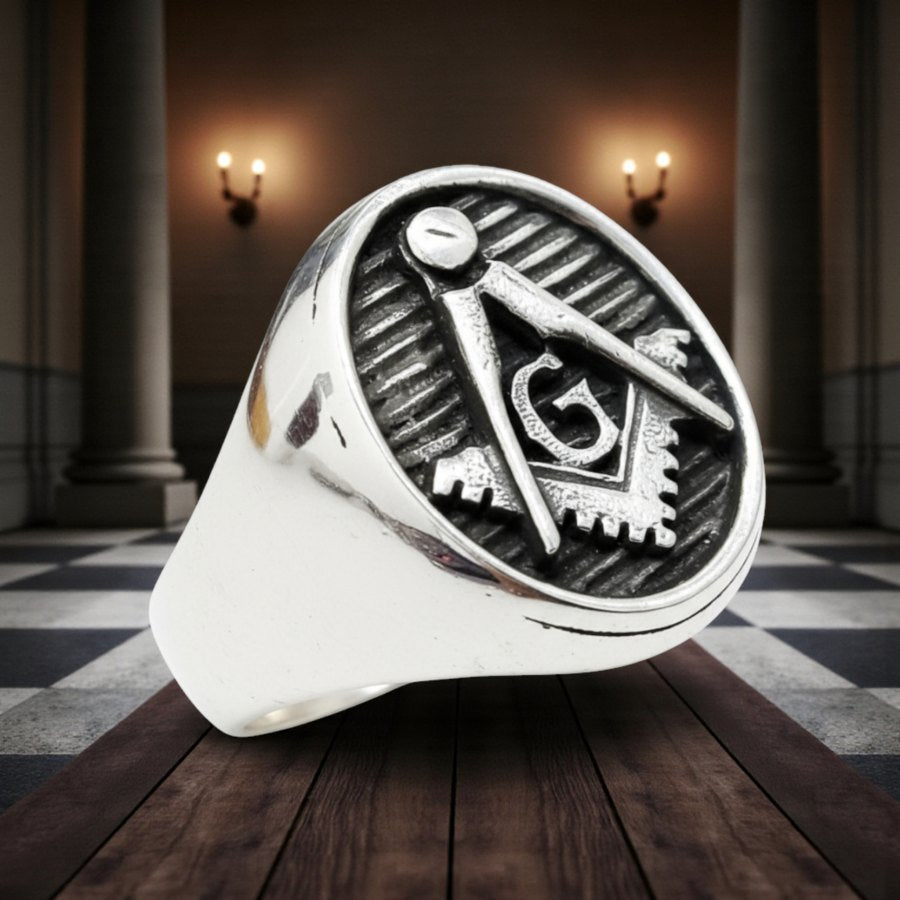 Masonic Master Degree Ring in Silver Freemasonry Art 80 - Bricks Masons