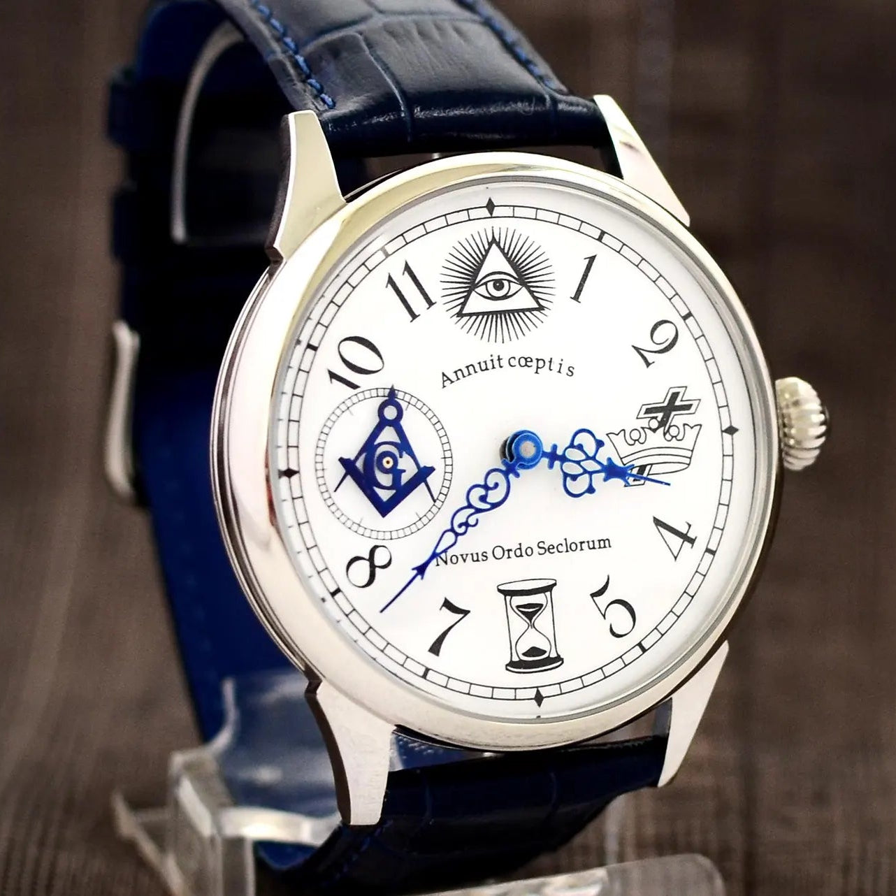 Master Mason Blue Lodge Wristwatch - Templiers - Bricks Masons