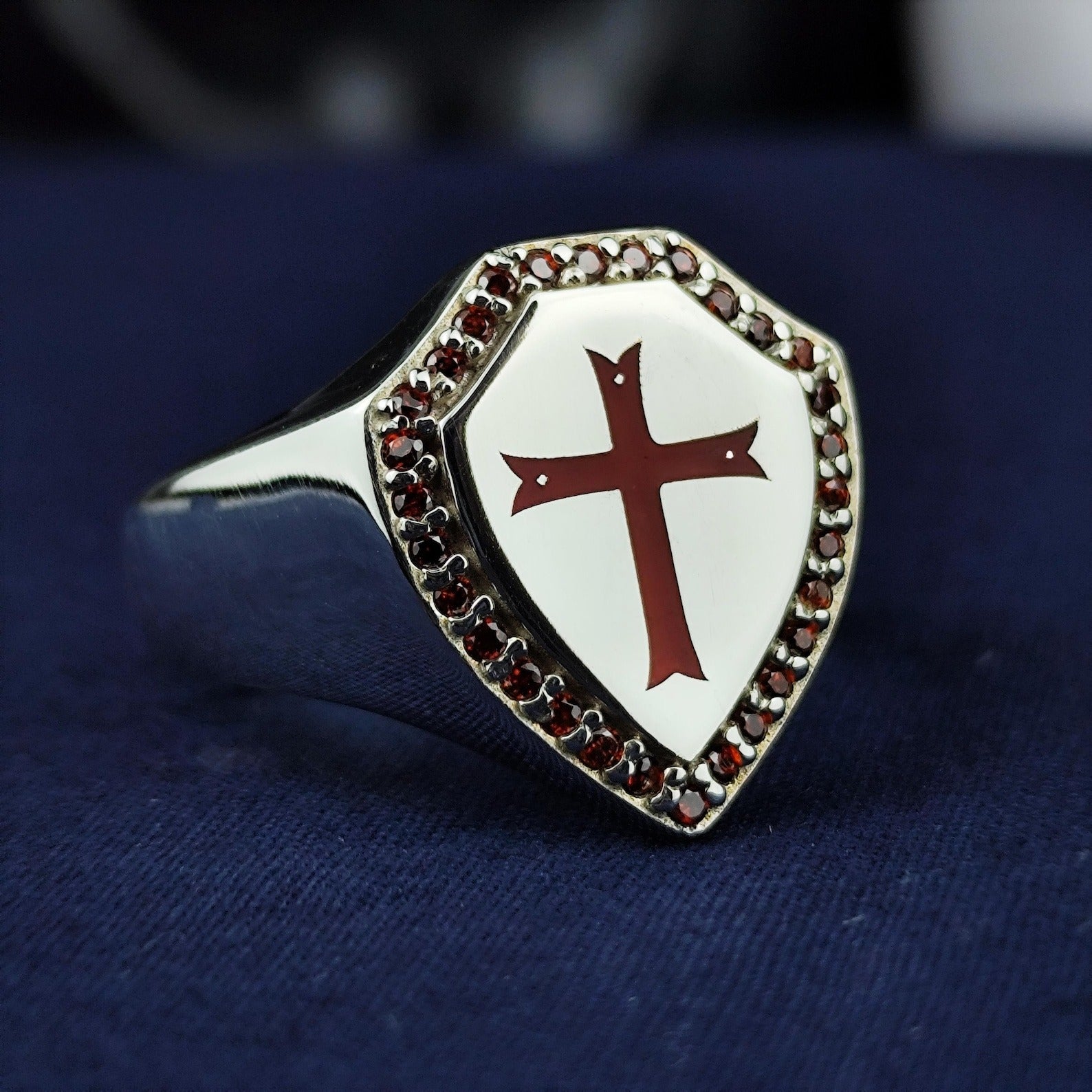 Knights Templar Ring - Red Enamel Cross Shield Shape - Bricks Masons