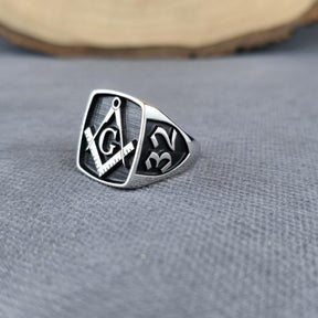 Master Mason Blue Lodge Ring - Black & Silver Embossed S & C With G - Bricks Masons