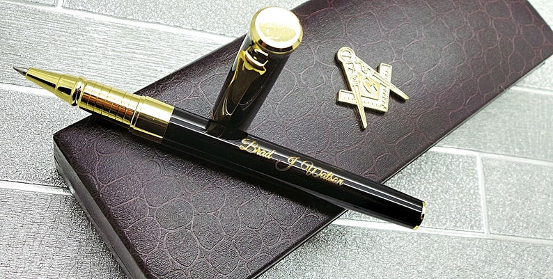 Master Mason Blue Lodge Pen - 24k Gold Clad Engraved Black Ink - Bricks Masons