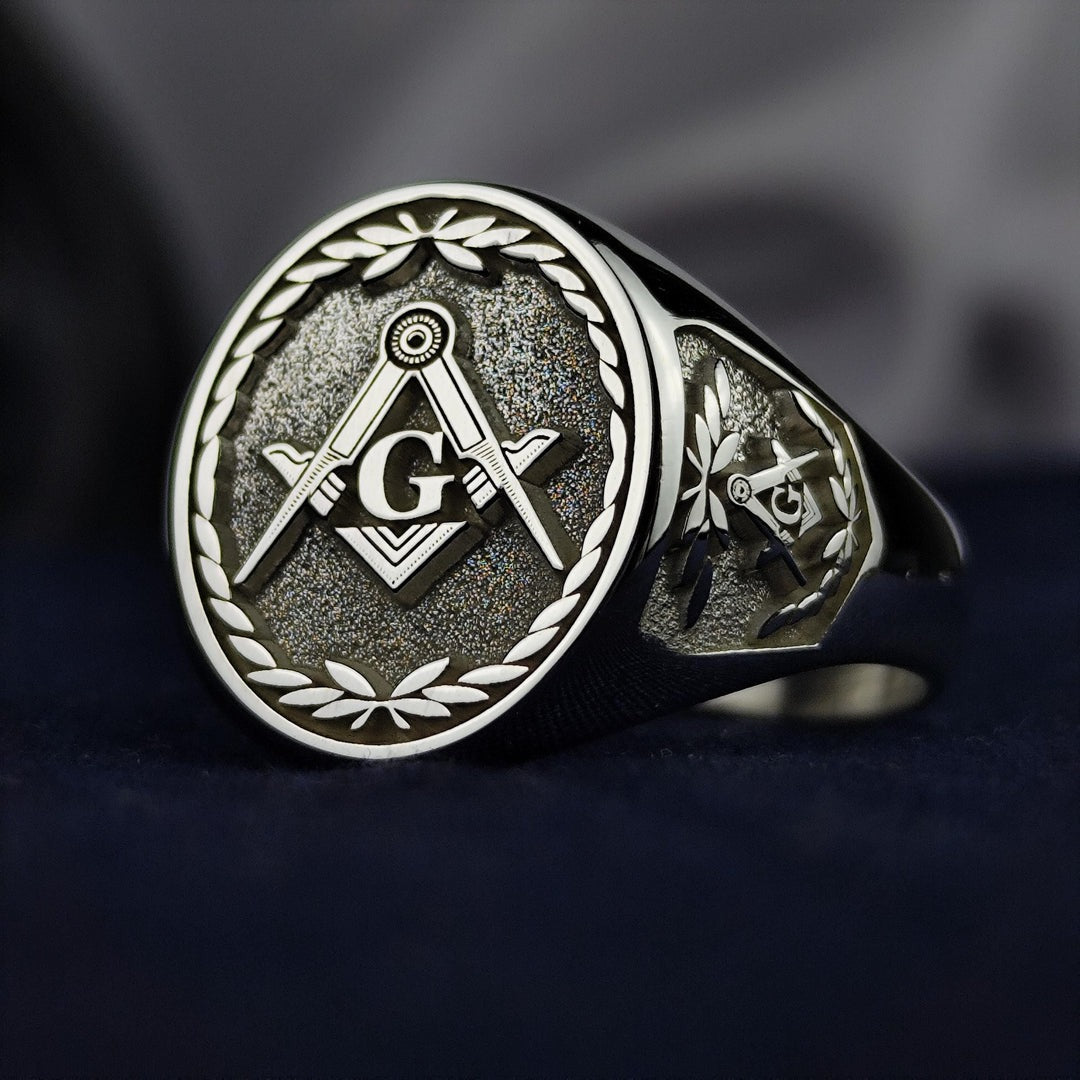 Master Mason Blue Lodge Ring - Engraved Square & Compass G Various Materials - Bricks Masons