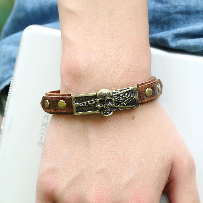 Master Mason Blue Lodge Bracelet - Skull Square Compass Leather - Bricks Masons