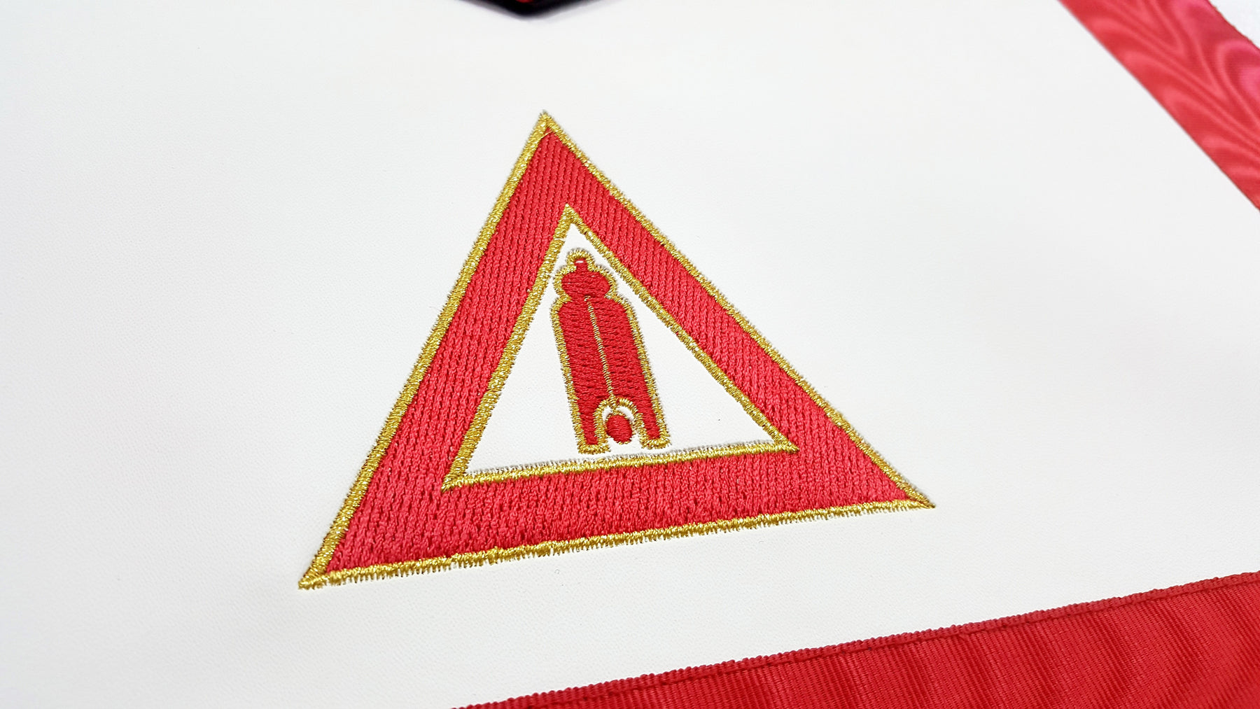 Scribe Royal Arch Chapter Apron - Red Machine Embroidery - Bricks Masons