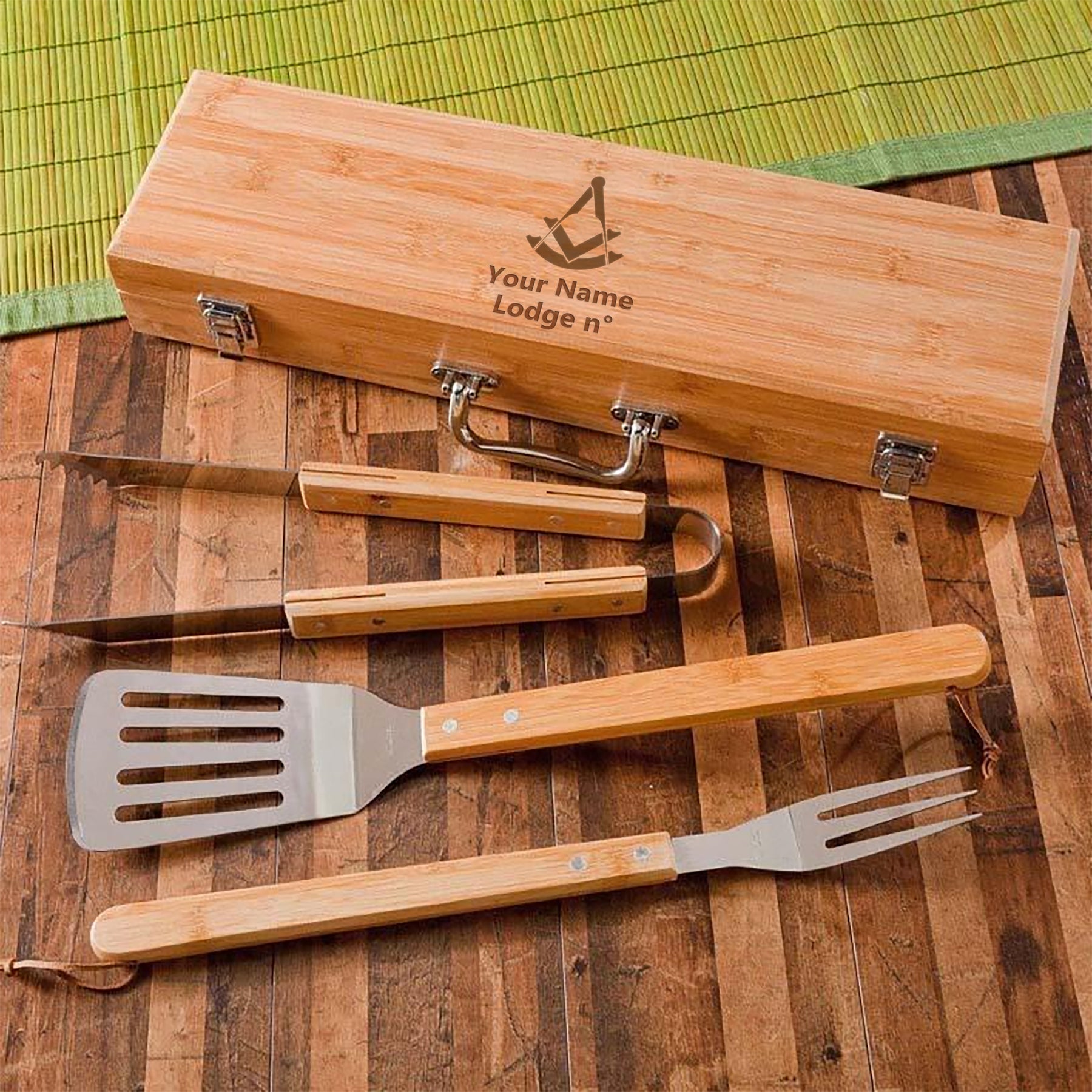 Past Master Blue Lodge Grill Tool - BBQ Set & Bamboo Case - Bricks Masons